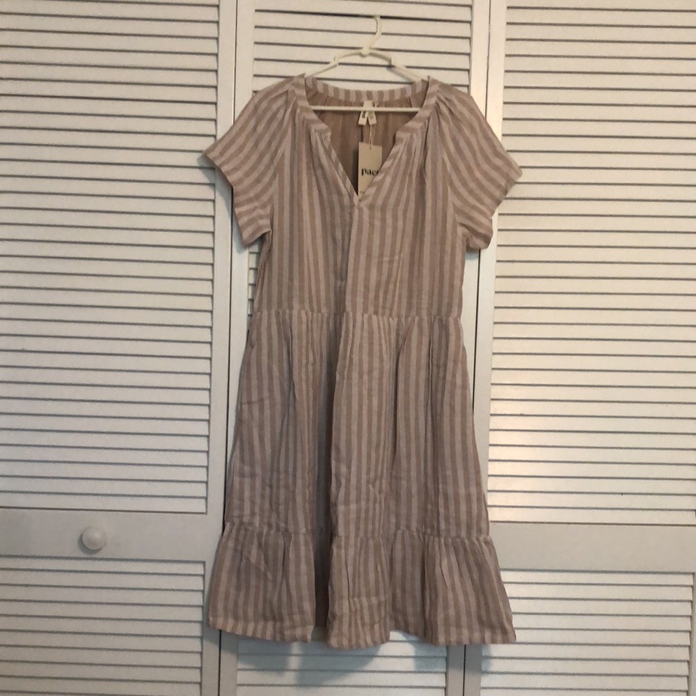 New without tags Pact Coastal Double Gauze Throw And Go Dress. Size medium.